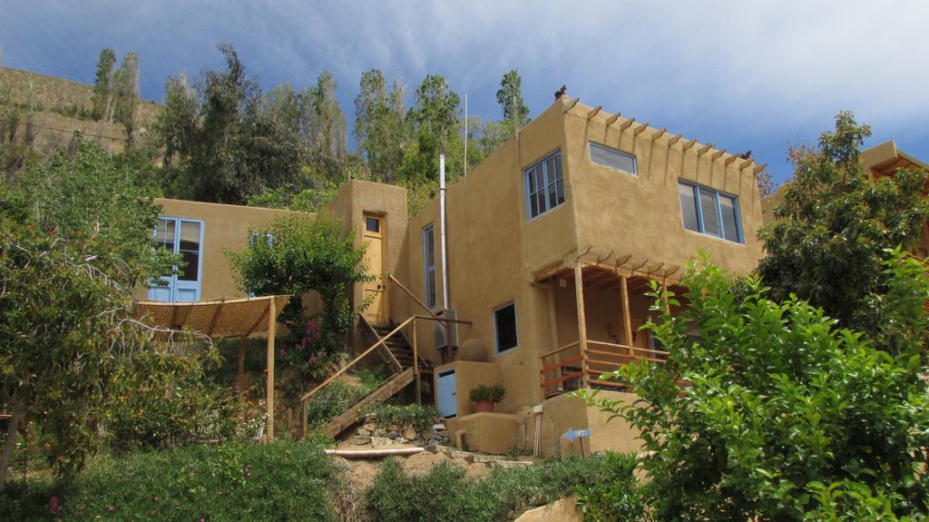 Cabanas Elquimista Pisco Elqui Buitenkant foto